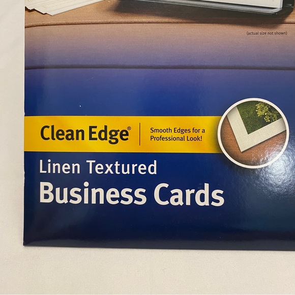 Avery 8873 Clean Edge Linen Textured Business Cards - Picture 7 of 11